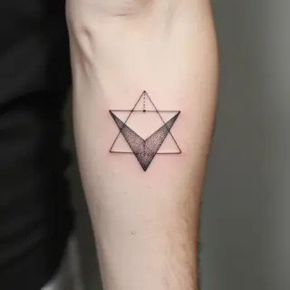 Easy Tattoo Ideas for Men: Minimal & Geometric Designs