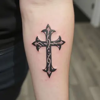 Small Tattoos Honoring Loved Ones: Meaningful Designs & Symbolism