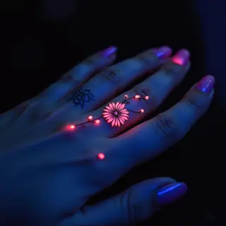 Ring Finger Tattoo Ideas for Women: Subtle & Symbolic Designs