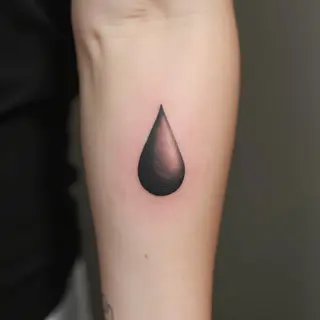 Teardrop Tattoo Meanings: A Guide to History, Symbolism & Design